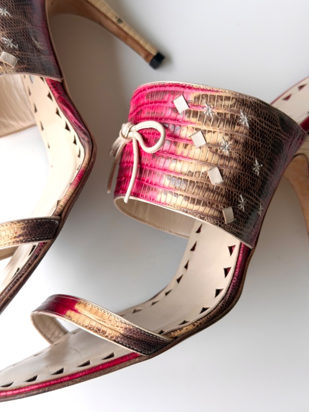 Vintage Manolo Blahnik pink croc leather slide sandals, IT 40 - Picture 6 of 9
